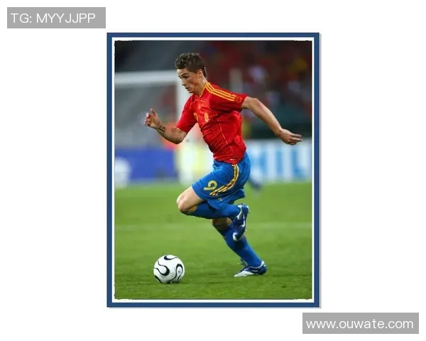 足球场上的璀璨明星:最值得关注的顶级球员与他们的传奇表现 足球场上的璀璨明星:最值得关注的顶级球员与他们的传奇表现